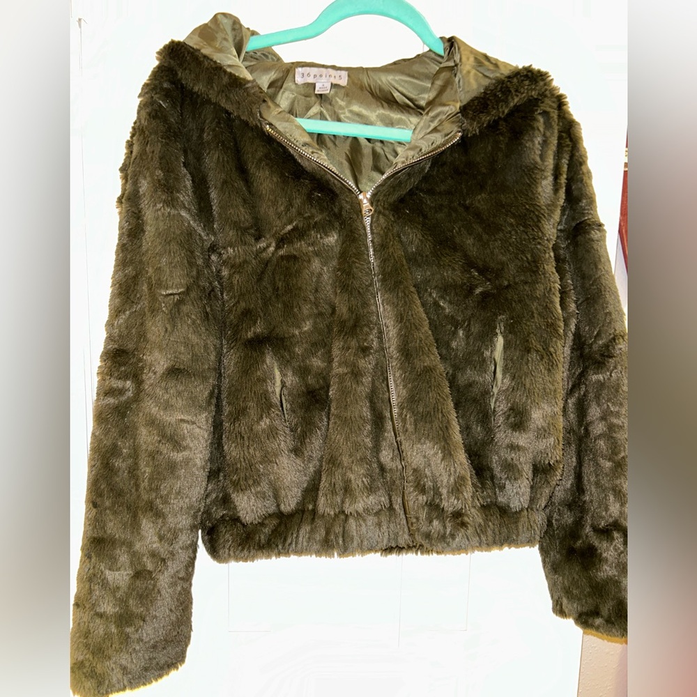 Preloved 36point5 Faux fur hooded Jacket